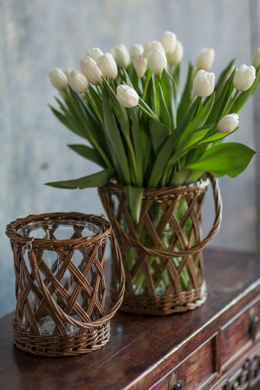 Classic Wicker Vase and Thick Glass with Handle