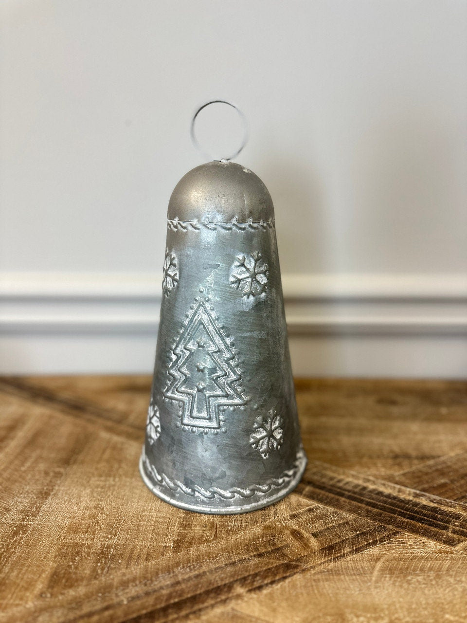 Christmas Tree Iron Bell